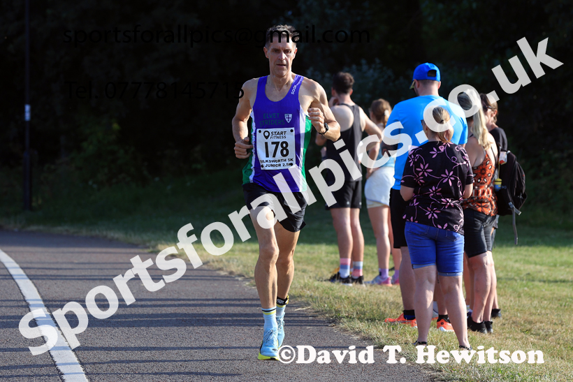 Senior Women and Men V50 plus, 2026 Sunderland 5k, Silksworth, Sunderland. Photo: David T. Hewitson/Sports for All Pics